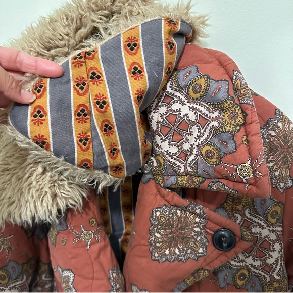 Free People Brooke Jacket Faux Fur Collar Boho Print Quilted - Picture 10 of 11